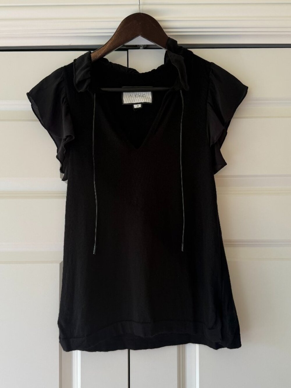 ALEXIE Black Wool Ruffle Sleeve Top – Size M